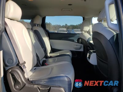 Zdjęcie 11 z 15 samochodu: 2025 KIA CARNIVAL EX VIN:KNDNC5K32S6498431 - miniatura