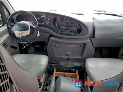 Zdjęcie 8 z 14 samochodu: 1999 FORD E250 DELIVERY VAN VIN:1FTPE242XXHC35699 - miniatura