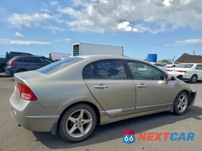 Trzecie zdjęcie samochodu z tyłu: 2006 HONDA CIVIC LX VIN:1HGFA16596L021275 - miniatura