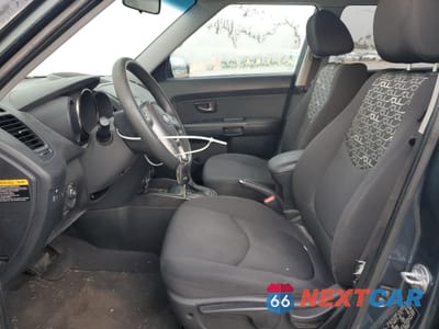 Zdjęcie 7 z 12 samochodu: 2011 KIA SOUL + VIN:KNDJT2A20B7329587 - miniatura