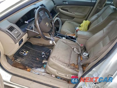 Zdjęcie 7 z 12 samochodu: 2006 HONDA ACCORD EX VIN:1HGCM66576A074690 - miniatura