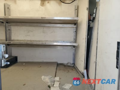 Zdjęcie 11 z 13 samochodu: 2023 GMC SAVANA CUTAWAY G3500 VIN:7GZ37SC78PN009137 - miniatura