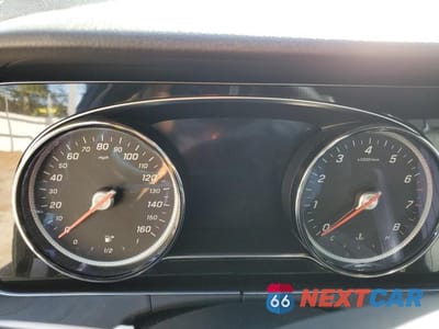 Zdjęcie 9 z 11 samochodu: 2017 MERCEDES-BENZ E 300 VIN:WDDZF4JB4HA210223 - miniatura