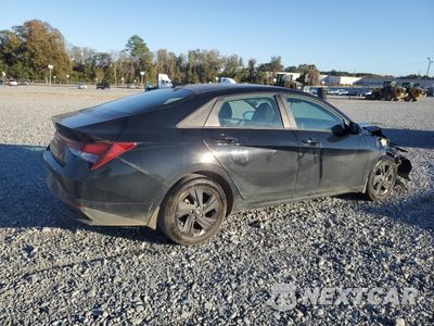 Trzecie zdjęcie samochodu z tyłu: 2022 HYUNDAI ELANTRA SEL VIN:KMHLM4AG4NU247439 - miniatura