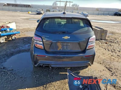 Zdjęcie 6 z 13 samochodu: 2020 CHEV SONIC VIN:1G1JG6SB5L4122361 - miniatura