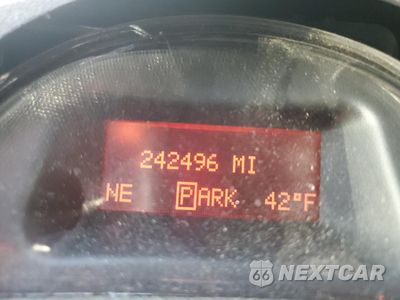 Zdjęcie 9 z 14 samochodu: 2007 PONTIAC GRAND PRIX VIN:2G2WP552671140487 - miniatura