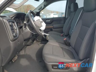 Zdjęcie 7 z 11 samochodu: 2021 CHEVROLET SILVERADO K1500 RST VIN:3GCUYEED9MG346827 - miniatura