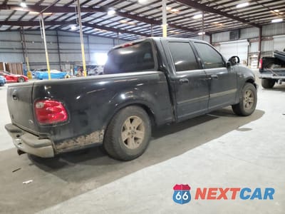 Trzecie zdjęcie samochodu z tyłu: 2001 FORD F150 SUPERCREW VIN:1FTRW07L11KC61147 - miniatura