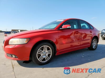 2010 VOLVO S40 2.4I YV1390MS3A2492036 - główne zdjęcie licytacji z USA - miniatura