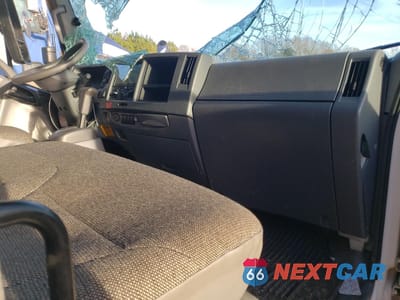 Zdjęcie 8 z 14 samochodu: 2022 ISUZU NPR HD REFUSE TRUCK VIN:54DC4W1D9NS200369 - miniatura