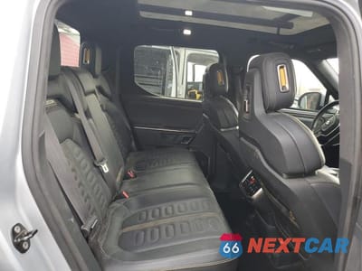 Zdjęcie 11 z 13 samochodu: 2022 RIVIAN R1T LAUNCH EDITION VIN:7FCTGAAL7NN001576 - miniatura