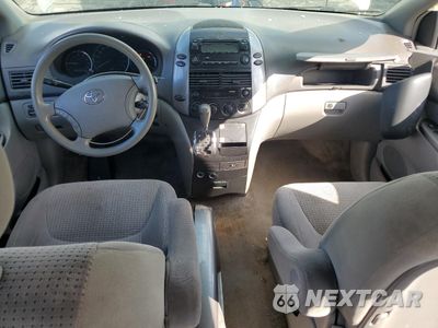 Zdjęcie 8 z 12 samochodu: 2006 TOYOTA SIENNA CE VIN:5TDZA23C86S468084 - miniatura