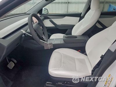 Zdjęcie 7 z 15 samochodu: 2026 TESLA MODEL Y VIN:7SAYGDED2TF433216 - miniatura