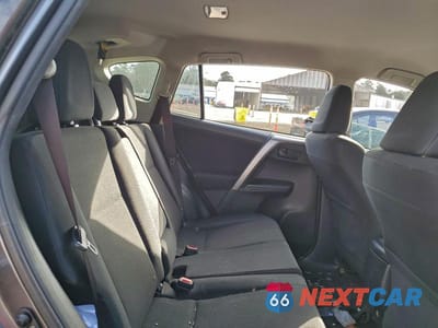 Zdjęcie 10 z 12 samochodu: 2017 TOYOTA RAV4 LE VIN:JTMZFREV8HJ147994 - miniatura