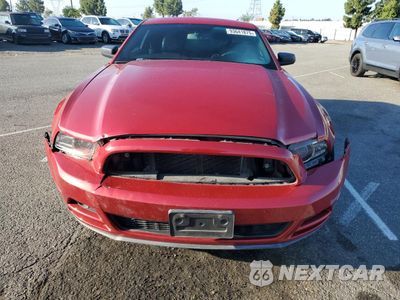 Piąte zdjęcie samochodu w środku: 2013 FORD MUSTANG VIN:1ZVBP8AM2D5246512 - miniatura