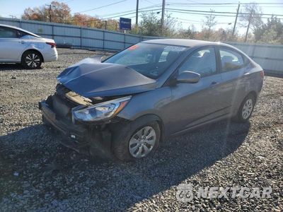 2017 HYUNDAI ACCENT SE KMHCT4AE3HU310441 - główne zdjęcie licytacji z USA - miniatura