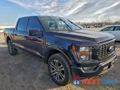 Czwarte zdjęcie samochodu z boku: 2023 FORD F150 SUPERCREW VIN:1FTEW1EP3PFA55601 - miniatura