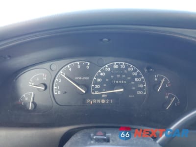 Zdjęcie 9 z 13 samochodu: 1997 FORD EXPLORER VIN:1FMDU35P5VUA67640 - miniatura