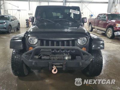 Piąte zdjęcie samochodu w środku: 2008 JEEP WRANGLER UNLIMITED SAHARA VIN:1J4GA59158L641864 - miniatura