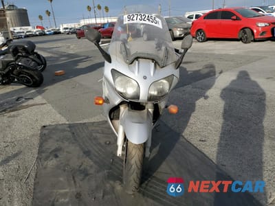 Drugie zdjęcie samochodu z przodu: 2003 YAMAHA FJR1300 VIN:JYARP07Y93A000099 - miniatura