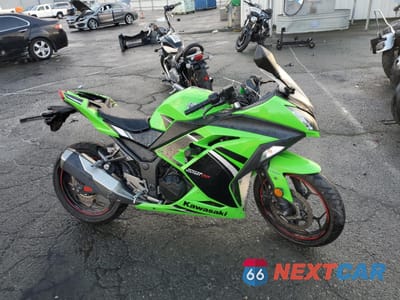 2014 KAWASAKI EX300 B JKAEX8B15EA007592 - główne zdjęcie licytacji z USA - miniatura