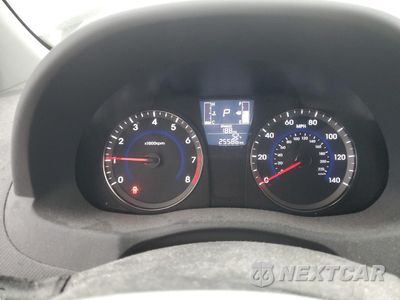 Zdjęcie 9 z 12 samochodu: 2016 HYUNDAI ACCENT SE VIN:KMHCT4AE8GU135506 - miniatura