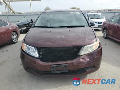 Piąte zdjęcie samochodu w środku: 2013 HONDA ODYSSEY EXL VIN:5FNRL5H66DB011466 - miniatura