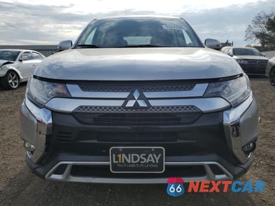 Piąte zdjęcie samochodu w środku: 2019 MITSUBISHI OUTLANDER SE VIN:JA4AZ3A36KZ043934 - miniatura