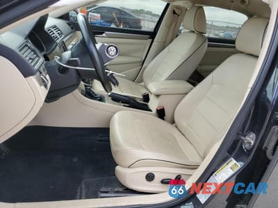 Zdjęcie 7 z 12 samochodu: 2017 VOLKSWAGEN PASSAT SE VIN:1VWGT7A32HC057881 - miniatura