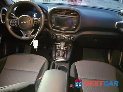 Zdjęcie 8 z 12 samochodu: 2024 KIA SOUL LX VIN:KNDJ23AU8R7902384 - miniatura