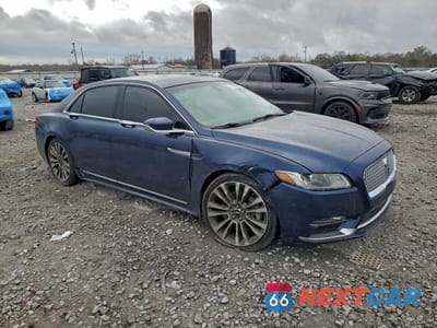 Czwarte zdjęcie samochodu z boku: 2017 LINCOLN CONTINENTAL SELECT VIN:1LN6L9SK1H5614330 - miniatura