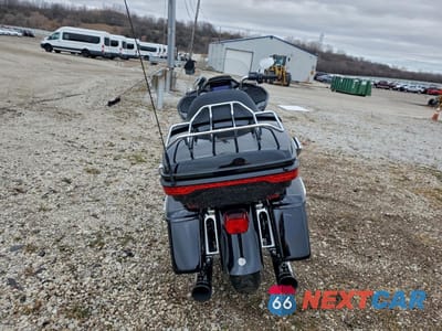 Czwarte zdjęcie samochodu z boku: 2021 HARLEY-DAVIDSON FLTRK VIN:1HD1KZF11MB641119 - miniatura