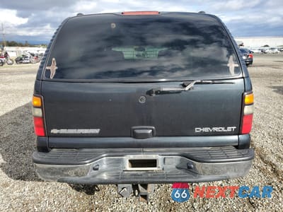 Zdjęcie 6 z 15 samochodu: 2004 CHEVROLET SUBURBAN C1500 VIN:1GNEC16T74J131499 - miniatura