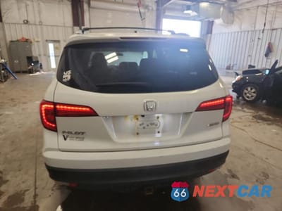 Zdjęcie 6 z 13 samochodu: 2016 HONDA PILOT EX VIN:5FNYF6H36GB045538 - miniatura