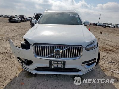 Piąte zdjęcie samochodu w środku: 2020 VOLVO XC90 T6 INSCRIPTION VIN:YV4A221L7L1545885 - miniatura