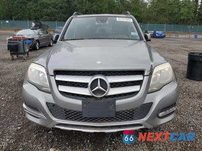 Piąte zdjęcie samochodu w środku: 2015 MERCEDES-BENZ GLK 250 BLUETEC VIN:WDCGG0EB9FG411654 - miniatura