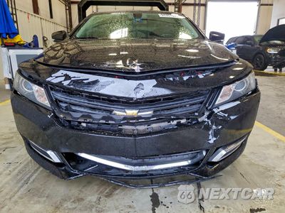 Piąte zdjęcie samochodu w środku: 2017 CHEVROLET IMPALA LT VIN:2G1105S30H9152072 - miniatura