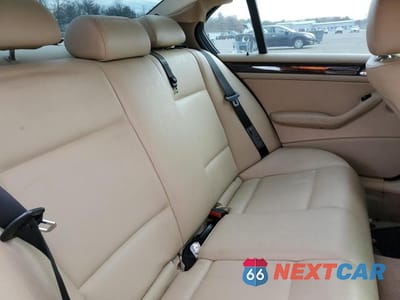 Zdjęcie 10 z 11 samochodu: 2003 BMW 3 SERIES VIN:WBAET37463NJ38007 - miniatura