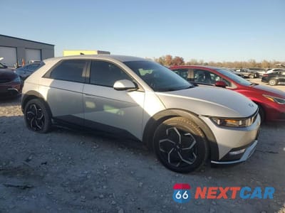 Czwarte zdjęcie samochodu z boku: 2023 HYUNDAI IONIQ 5 SEL VIN:KM8KNDAF7PU201171 - miniatura