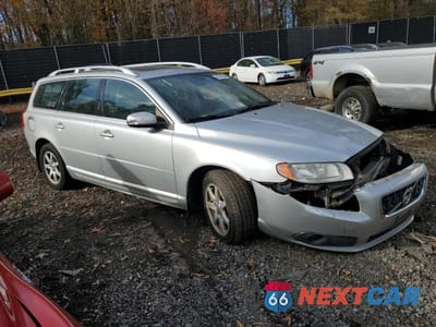 Czwarte zdjęcie samochodu z boku: 2010 VOLVO V70 3.2 VIN:YV1982BW9A1164169 - miniatura