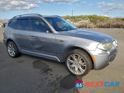 Czwarte zdjęcie samochodu z boku: 2007 BMW X3 3.0SI VIN:WBXPC93487WF23319 - miniatura
