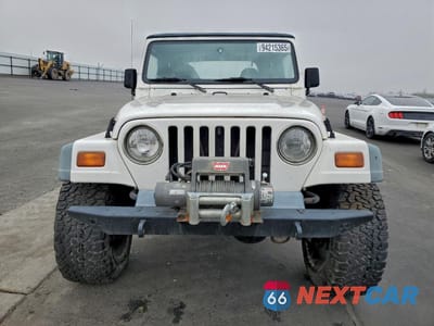 Piąte zdjęcie samochodu w środku: 1997 JEEP WRANGLER / TJ SPORT VIN:1J4FY19S3VP521333 - miniatura