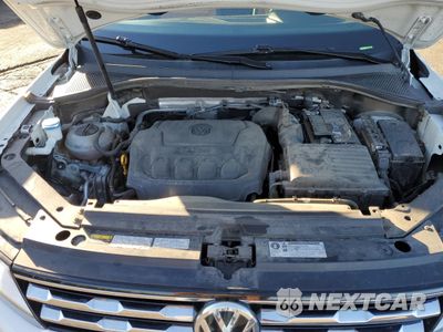 Zdjęcie 12 z 16 samochodu: 2018 VOLKSWAGEN TIGUAN SE VIN:3VV2B7AX5JM001006 - miniatura