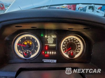 Zdjęcie 9 z 14 samochodu: 2016 RAM 5500 VIN:3C7WRNBJ1GG121342 - miniatura