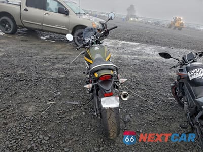 Czwarte zdjęcie samochodu z boku: 2021 KAWASAKI ZR900 R VIN:JKAZR2C1XMA053957 - miniatura