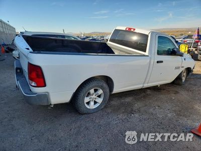 Trzecie zdjęcie samochodu z tyłu: 2018 RAM 1500 ST VIN:3C6JR7DT0JG176123 - miniatura