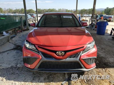 Piąte zdjęcie samochodu w środku: 2021 TOYOTA CAMRY SE VIN:4T1G11AK3MU447370 - miniatura