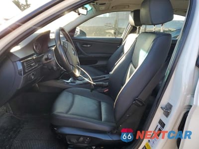 Zdjęcie 7 z 13 samochodu: 2011 BMW 328 XI VIN:WBAPK7G50BNN86026 - miniatura