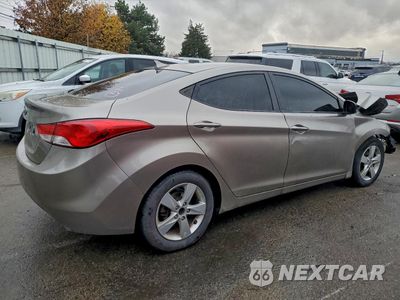 Trzecie zdjęcie samochodu z tyłu: 2013 HYUNDAI ELANTRA GLS VIN:5NPDH4AE1DH303907 - miniatura