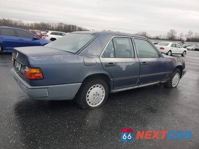 Trzecie zdjęcie samochodu z tyłu: 1987 MERCEDES-BENZ 300 E VIN:WDBEA30DGHA521950 - miniatura